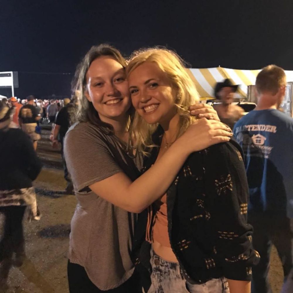 Meet your Posher, Hannah